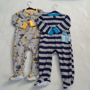 Baby boy fleece footsie pajamas